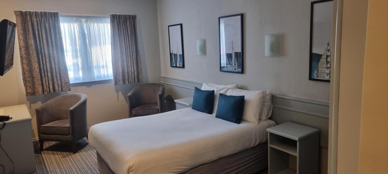 Poole Quay Hotel Пул Екстериор снимка